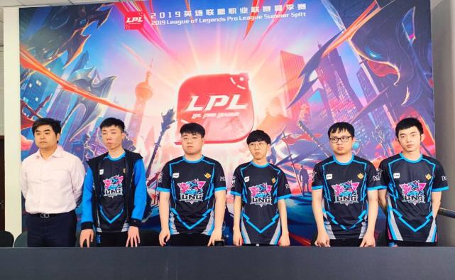 俱乐部正式 俱乐部正式