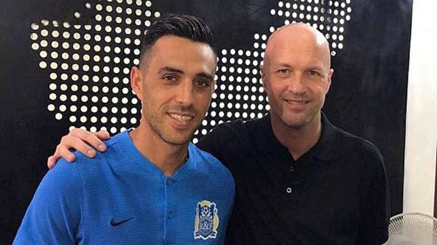 通过迪罗伊 通过迪罗伊