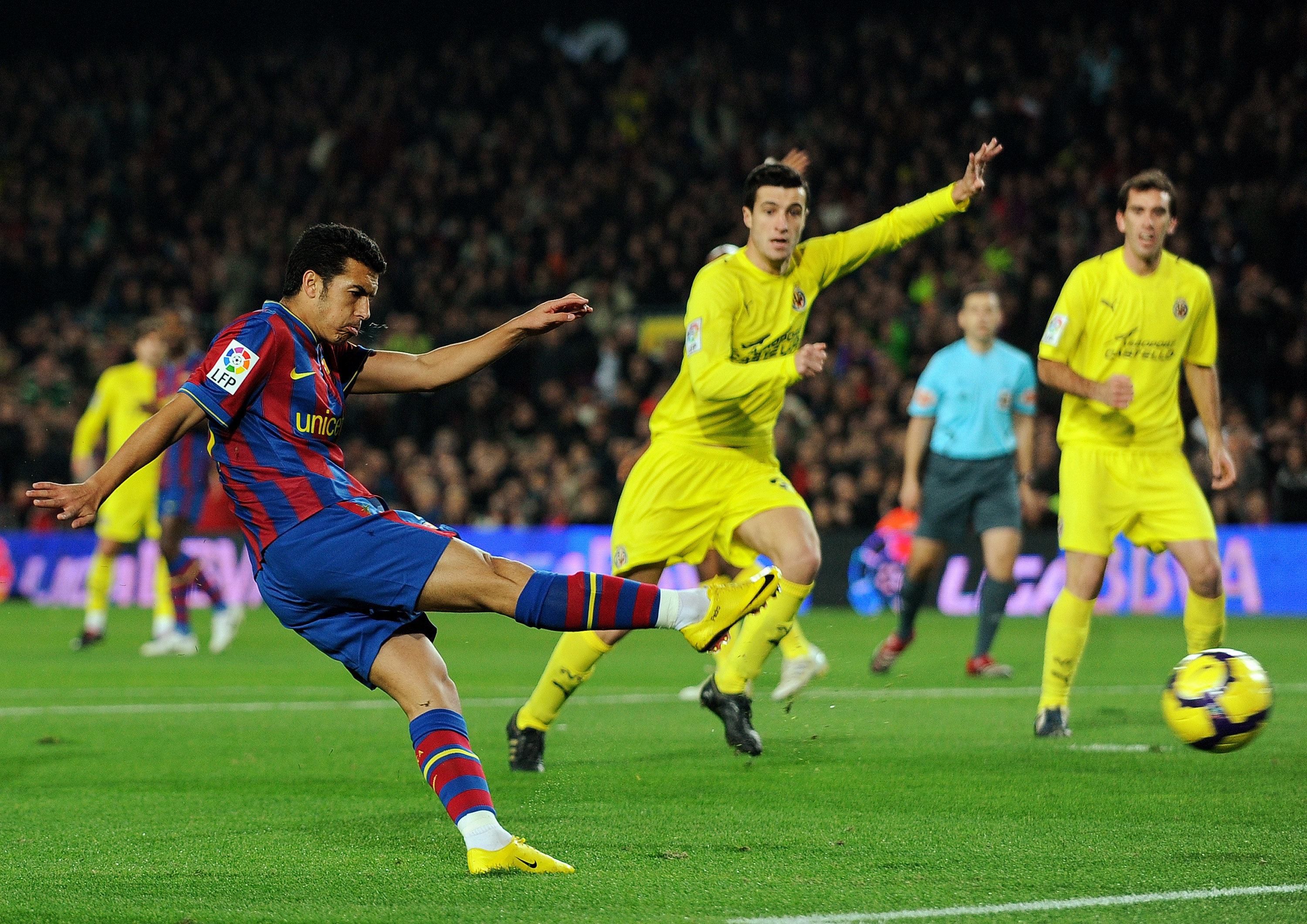 育旅游收入 育旅游收入