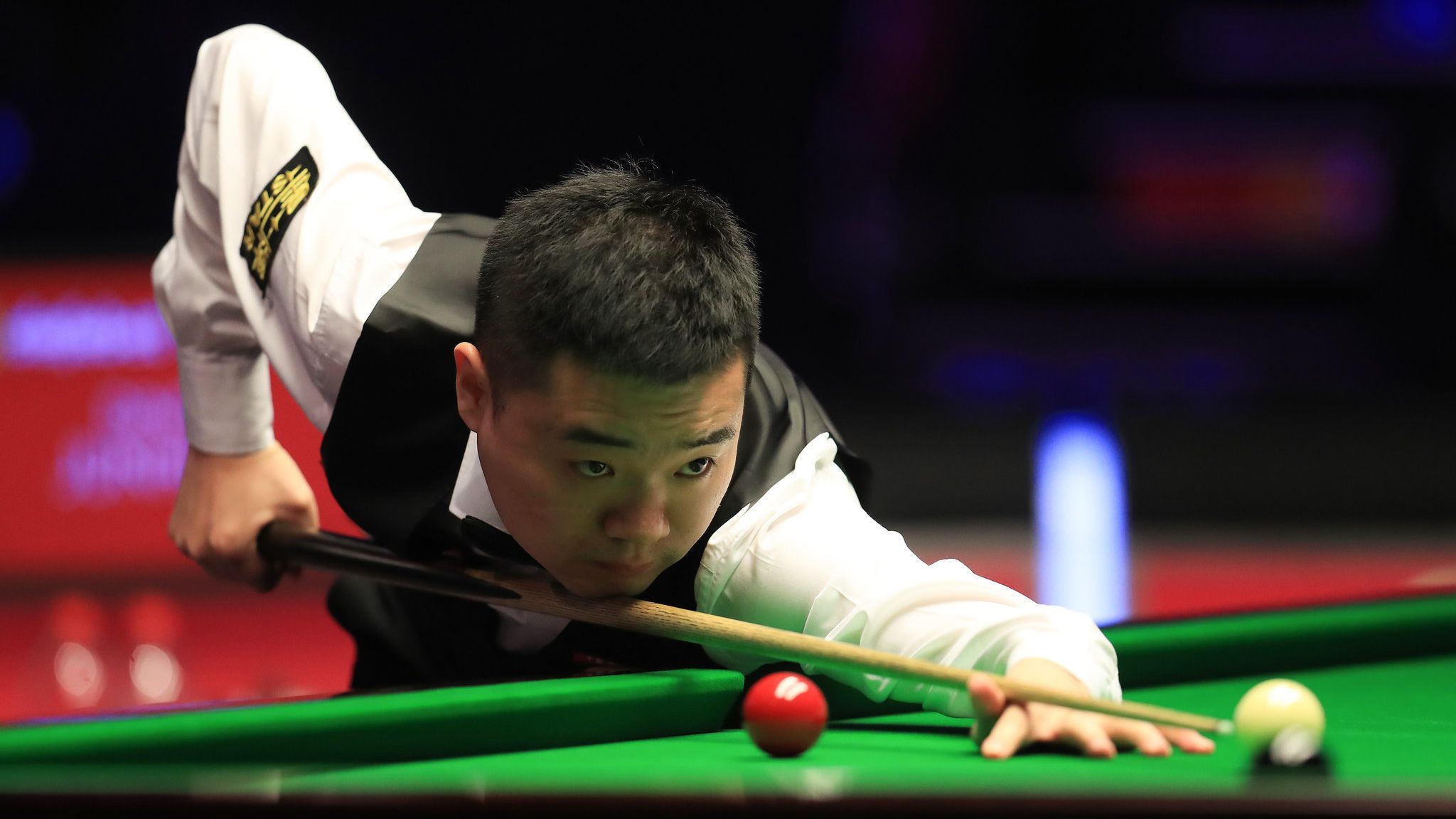 几乎凭一己 几乎凭一己