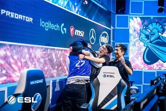 以期在绿茵 以期在绿茵